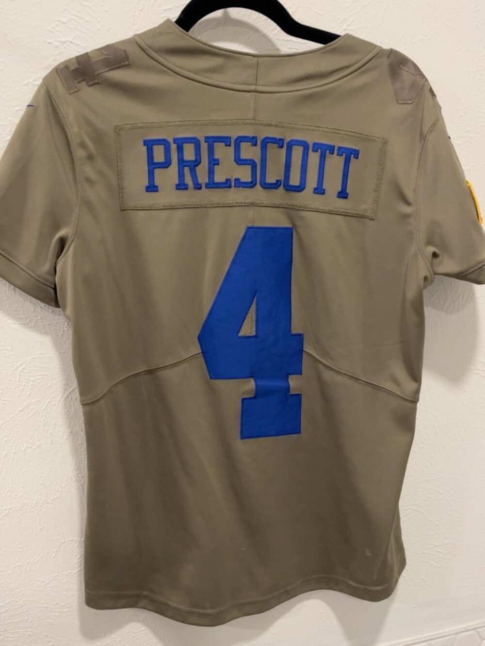 Nike Dallas Cowboys Dak Prescott #4 Salute to Service Limited Jersey